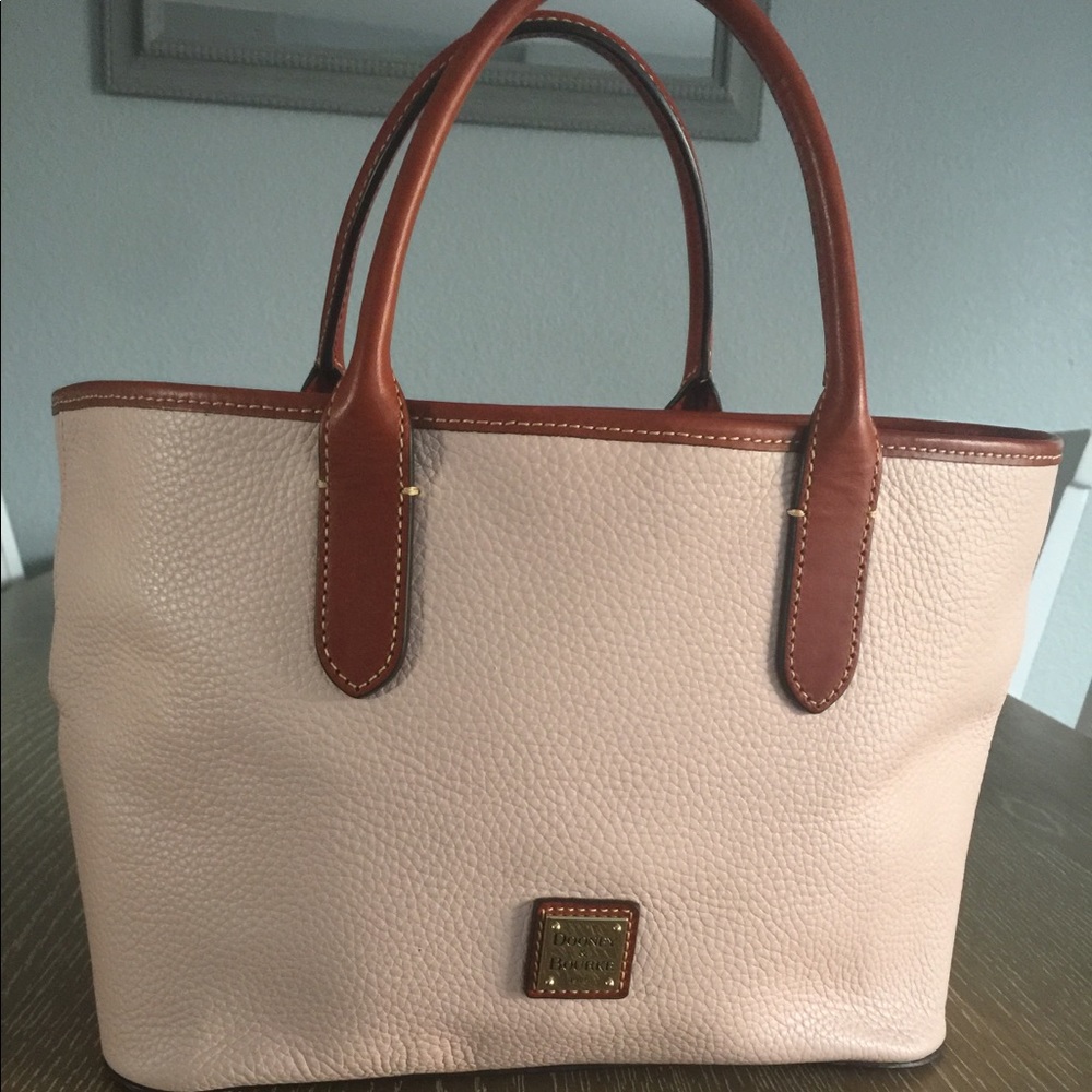 Dooney and Bourke purse